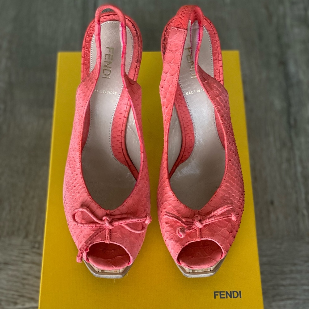 Fendi Spuntata Slingback Platform Heel